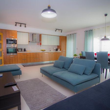 Surf And Stones Apartment 佩尼契 外观 照片