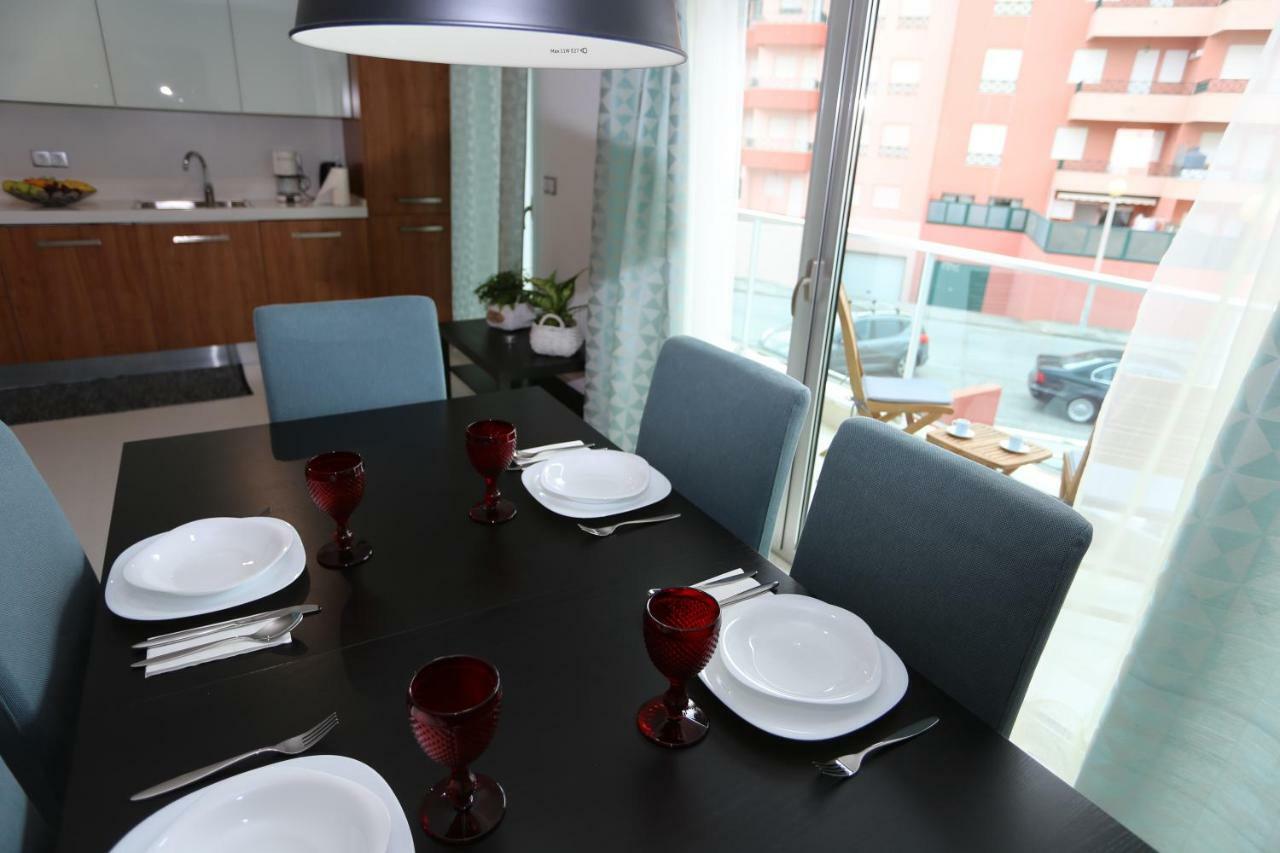 Surf And Stones Apartment 佩尼契 外观 照片