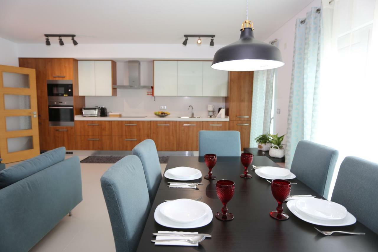 Surf And Stones Apartment 佩尼契 外观 照片