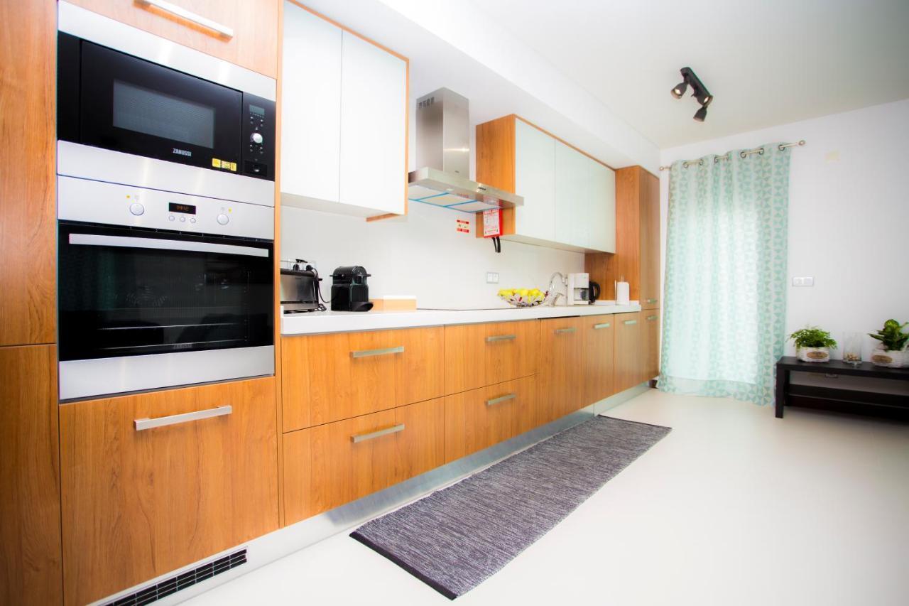 Surf And Stones Apartment 佩尼契 外观 照片