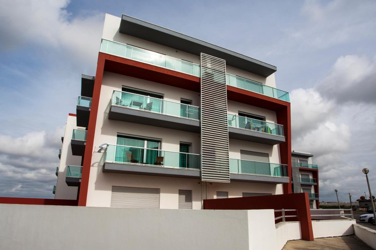 Surf And Stones Apartment 佩尼契 外观 照片